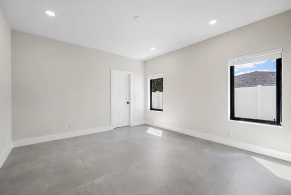 $3,495,000 | 926 Southwest 35th Court, Boynton Beach, FL 33435