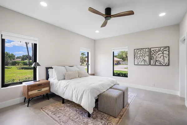 $3,495,000 | 926 Southwest 35th Court, Boynton Beach, FL 33435