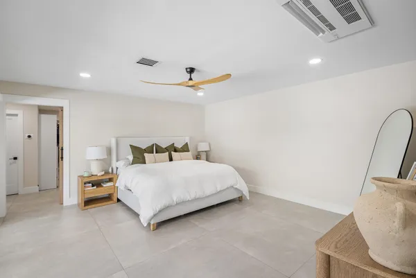 $3,495,000 | 926 Southwest 35th Court, Boynton Beach, FL 33435