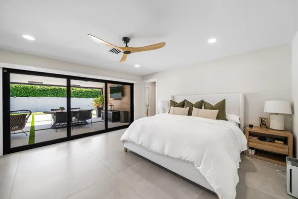 $3,495,000 | 926 Southwest 35th Court, Boynton Beach, FL 33435