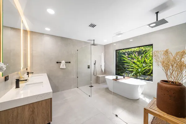 $3,495,000 | 926 Southwest 35th Court, Boynton Beach, FL 33435