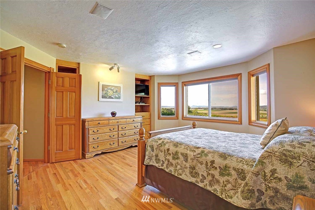 7331 Silvana Terrace Road Stanwood, WA 98292 - Photo 14 of 25 Gallery Image 14