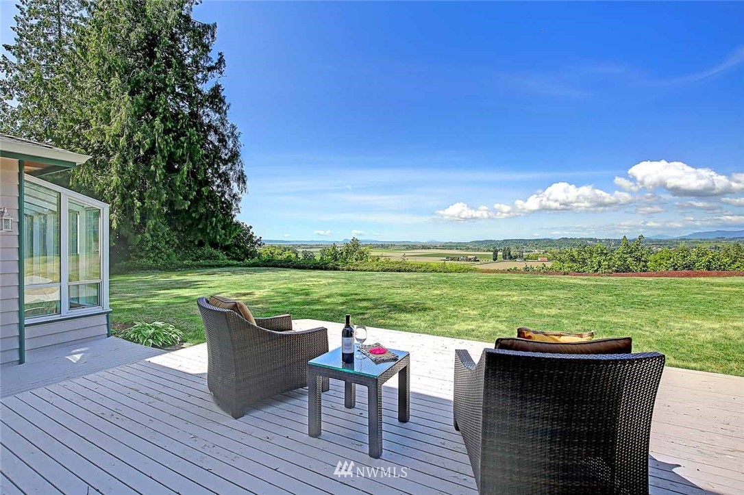 7331 Silvana Terrace Road Stanwood, WA 98292 - Photo 10 of 25 Gallery Image 10