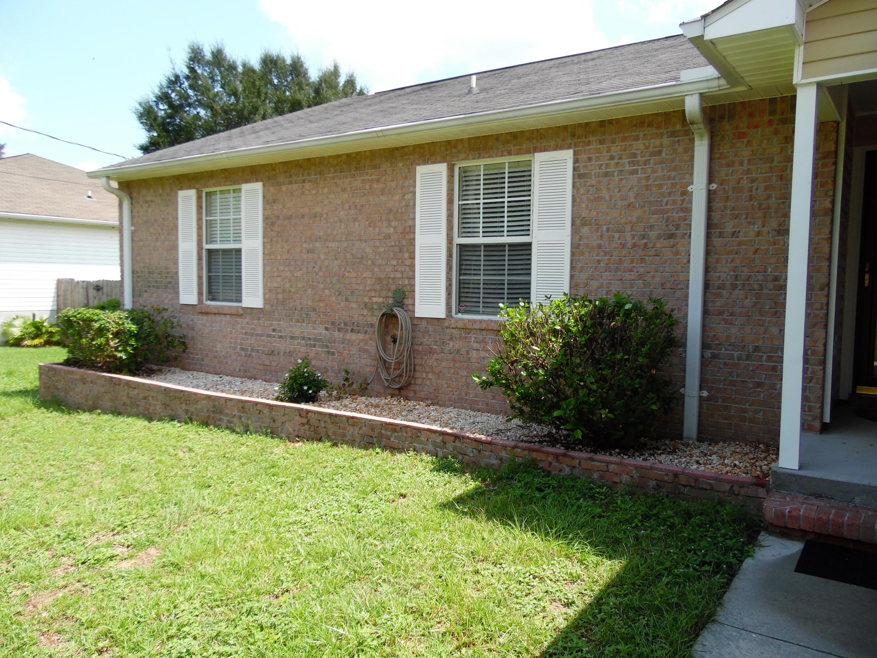 5435 Fairchild Road Crestview, FL 32539 - Photo 2 of 31 Gallery Image 2