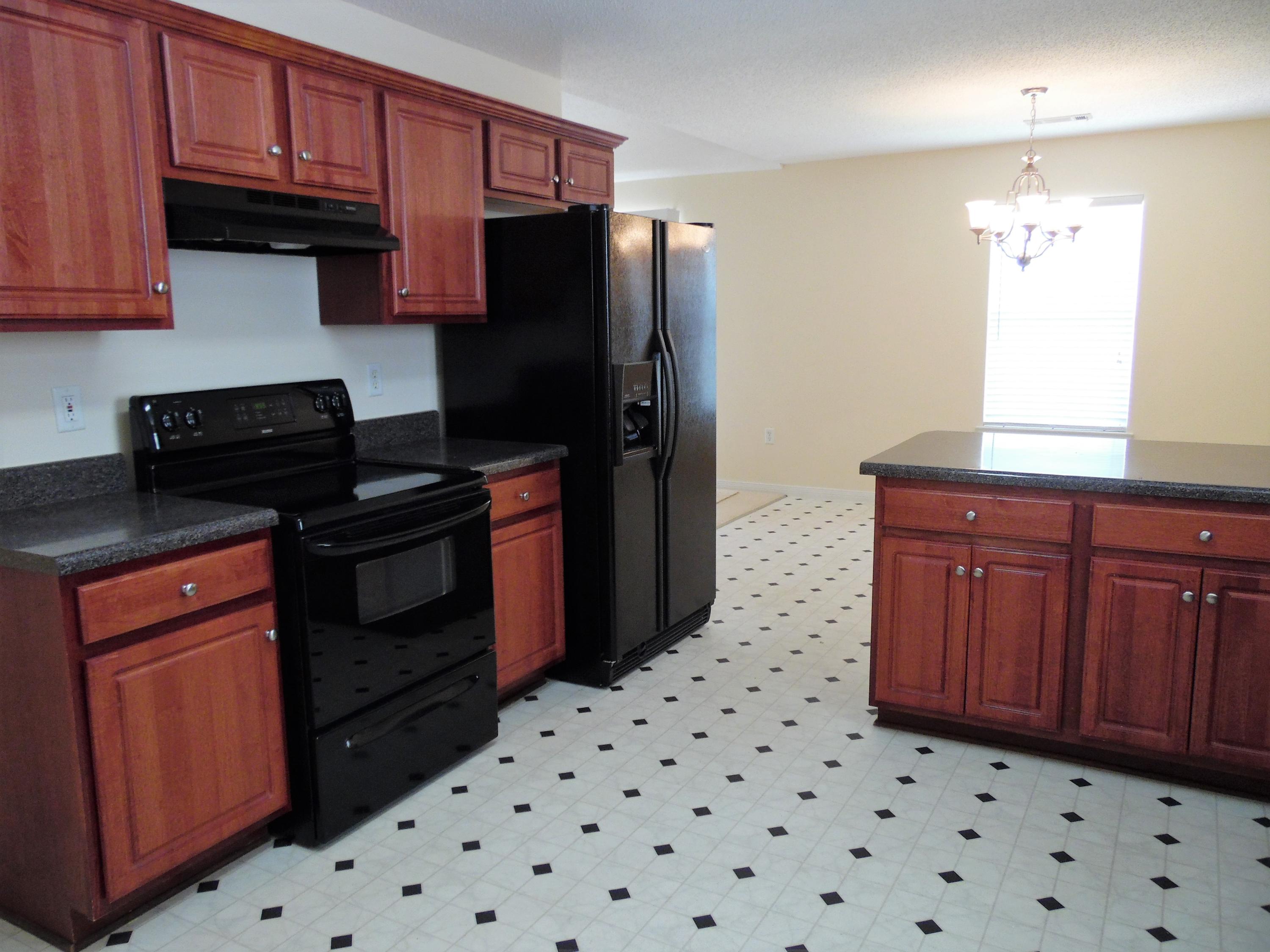 5435 Fairchild Road Crestview, FL 32539 - Photo 12 of 31 Gallery Image 12