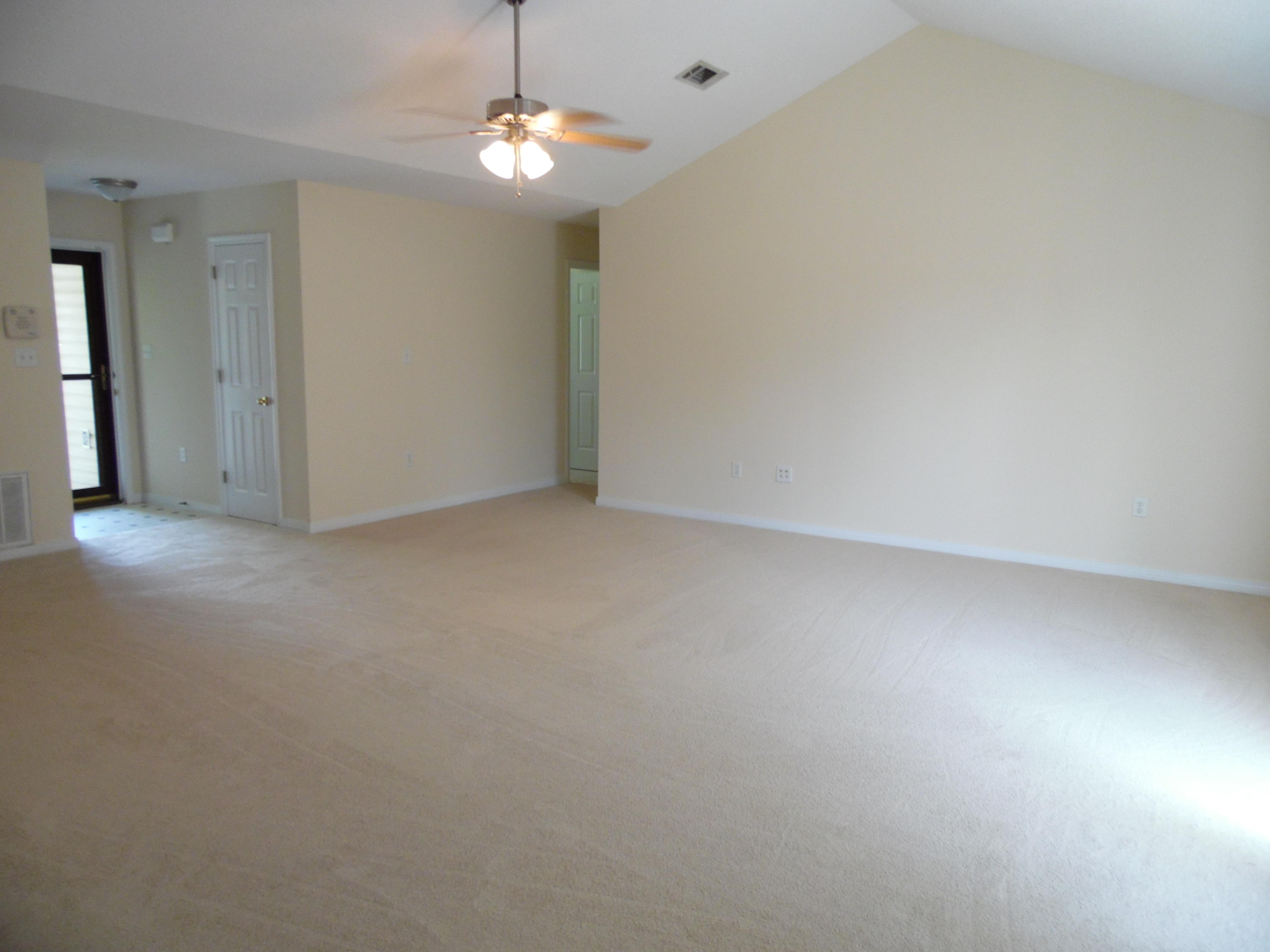 5435 Fairchild Road Crestview, FL 32539 - Photo 4 of 31 Gallery Image 4