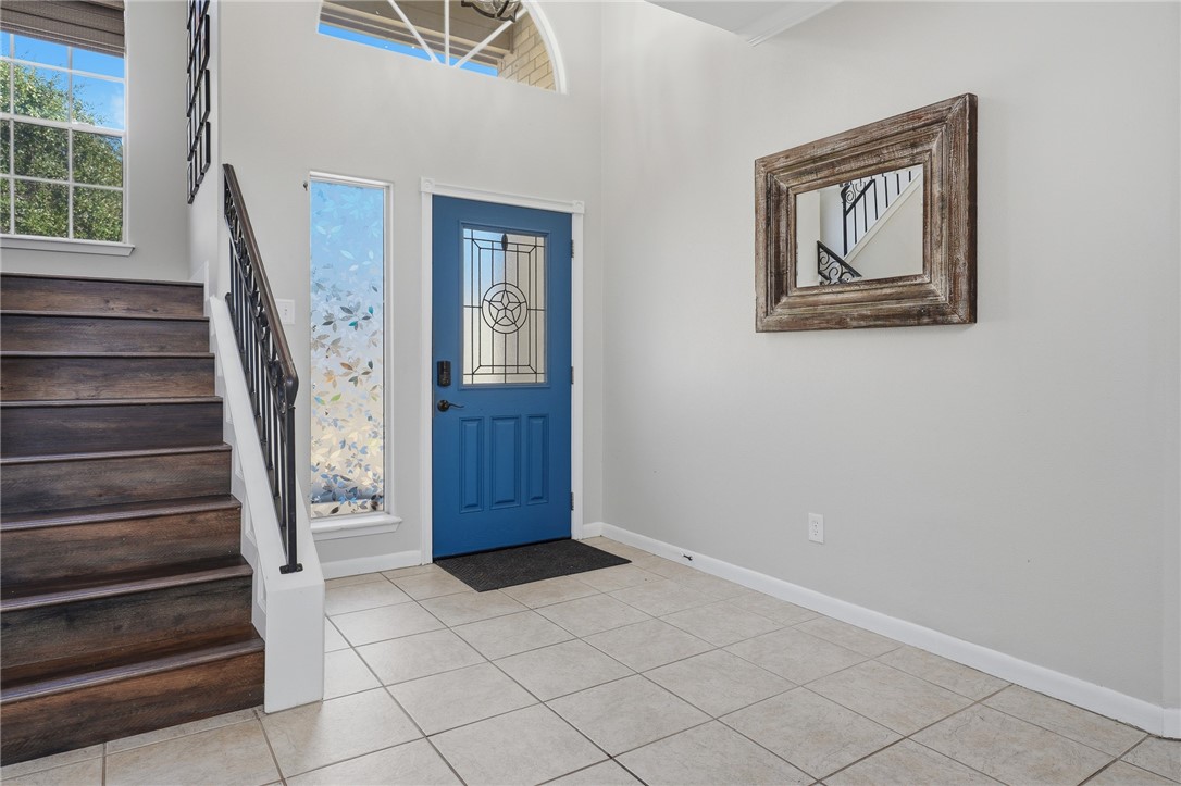 302 Long Point Drive Portland, TX 78374 - Photo 2 of 29 Gallery Image 2