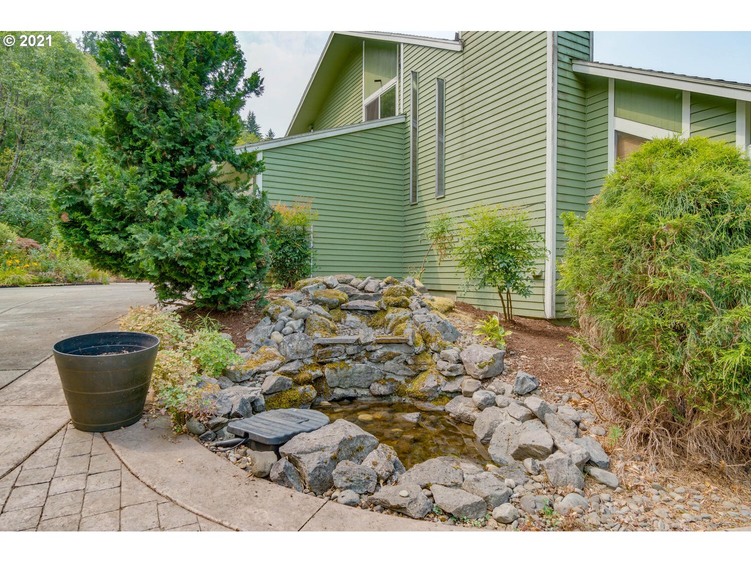 25950 Southeast Sunshine Valley Road Damascus, OR 97089 - Photo 2 of 32 Gallery Image 2