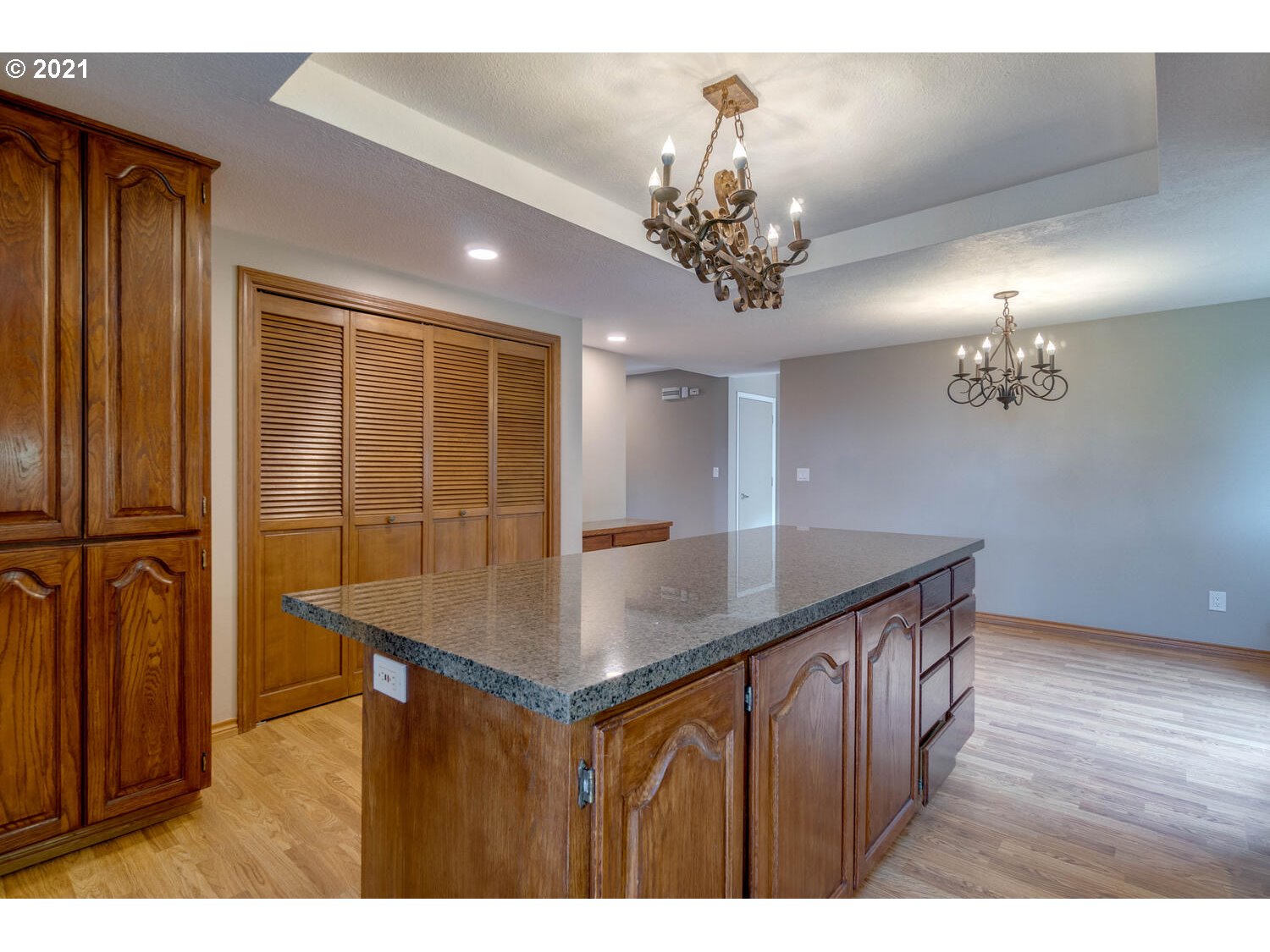 25950 Southeast Sunshine Valley Road Damascus, OR 97089 - Photo 14 of 32 Gallery Image 14