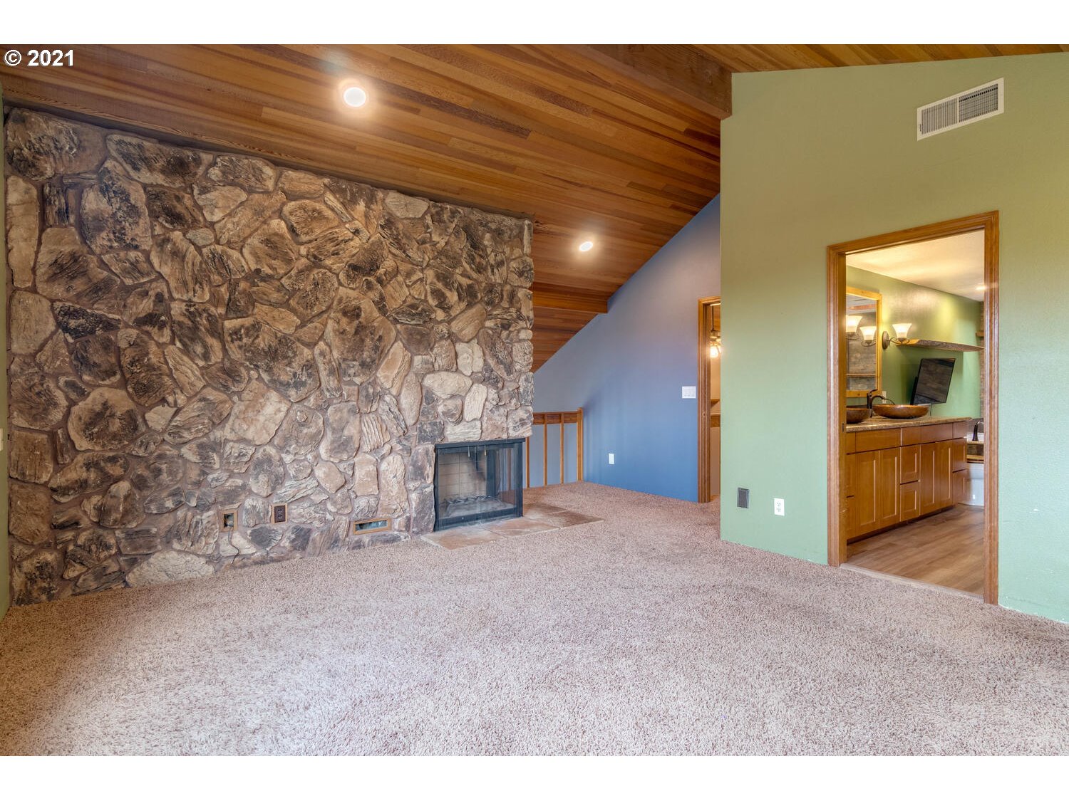 25950 Southeast Sunshine Valley Road Damascus, OR 97089 - Photo 15 of 32 Gallery Image 15