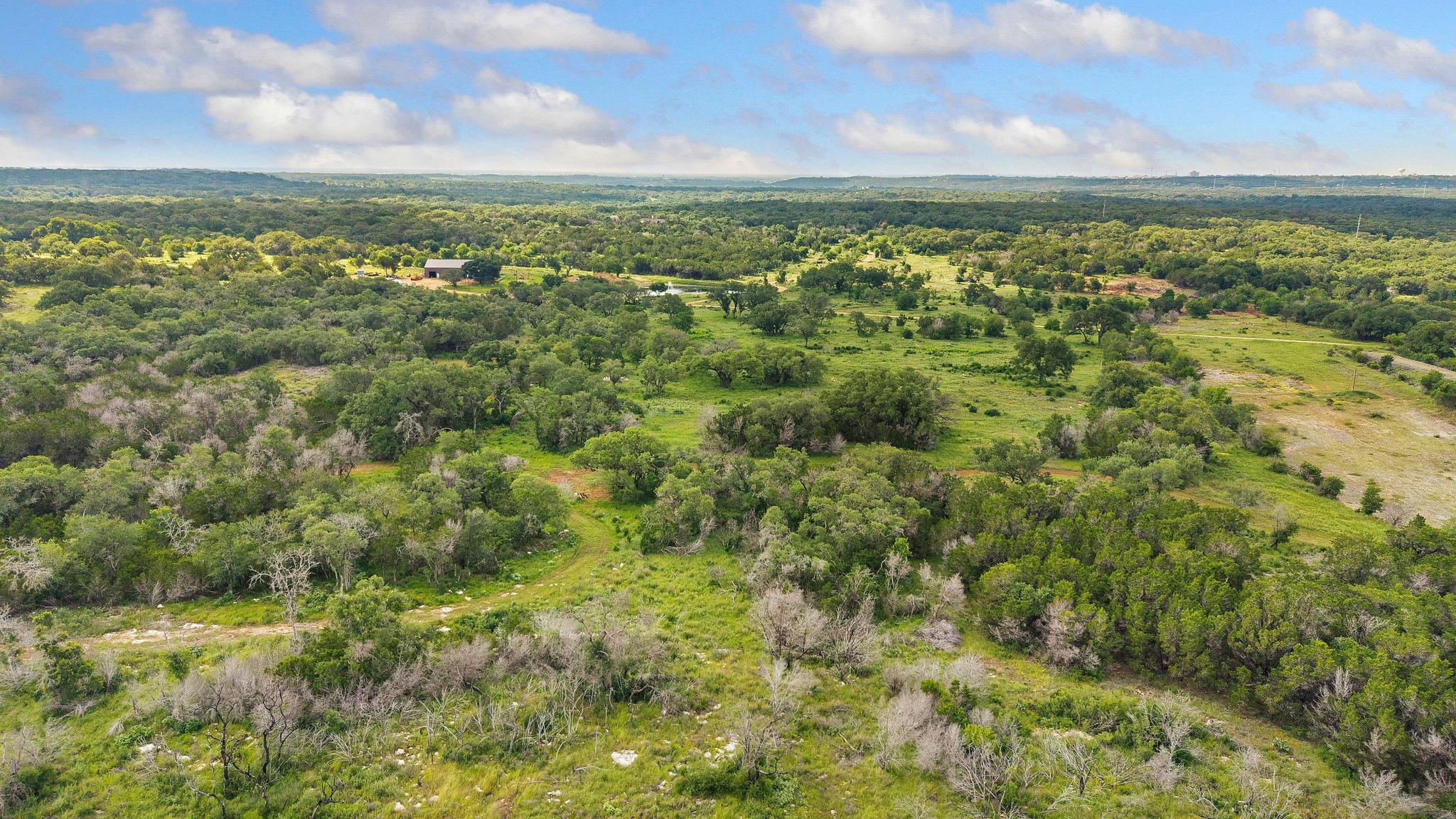 2013 Hilliard Road San Marcos, TX 78666 - Photo 21 of 37