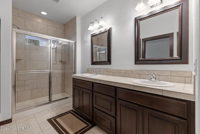 $629,900 | 3260 West Magistrate Loop, Hayden, ID 83835