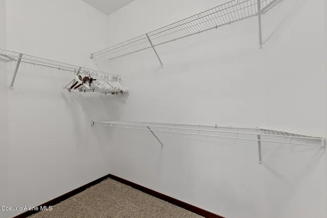 $629,900 | 3260 West Magistrate Loop, Hayden, ID 83835