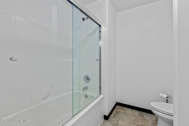 $629,900 | 3260 West Magistrate Loop, Hayden, ID 83835