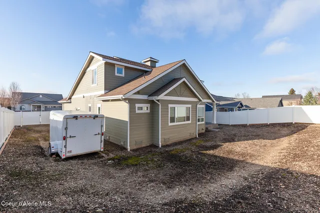 $629,900 | 3260 West Magistrate Loop, Hayden, ID 83835