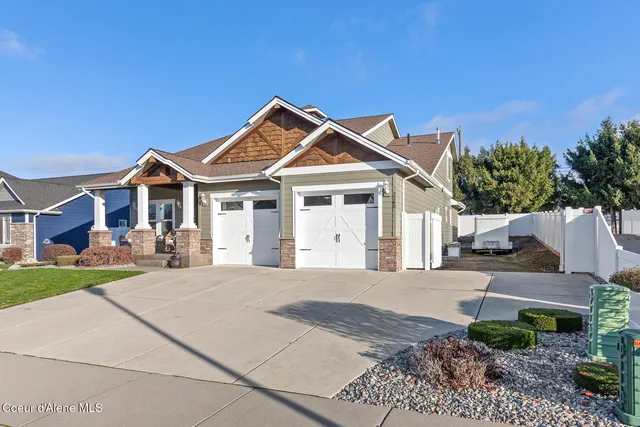 $629,900 | 3260 West Magistrate Loop, Hayden, ID 83835