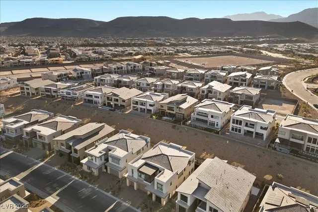 $11,800 | 4829 Shady Rdg Drive, Las Vegas, NV 89135