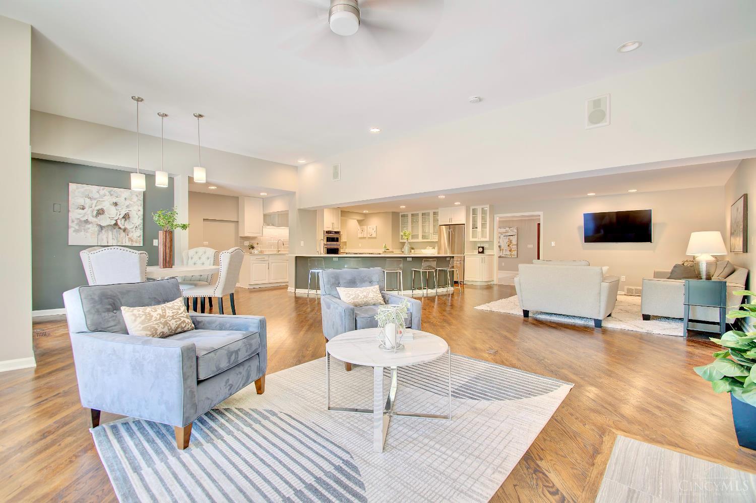 5995 Drake Road Cincinnati, OH 45243 - Photo 21 of 80