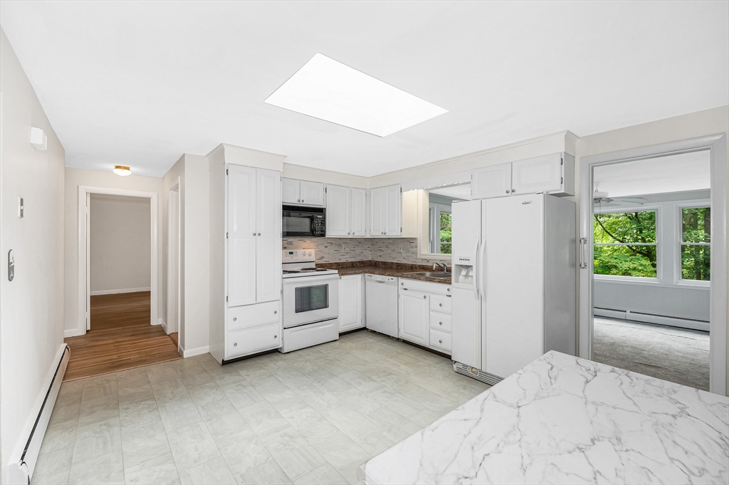 15 Valley Road Danvers, MA 01923 - Photo 8 of 37 Gallery Image 8