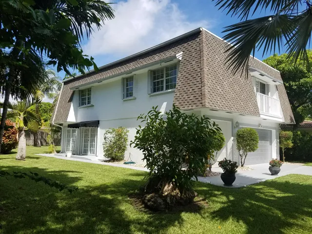 $5,750 | 181 Northeast Wavecrest Way, Boca Raton, FL 33432