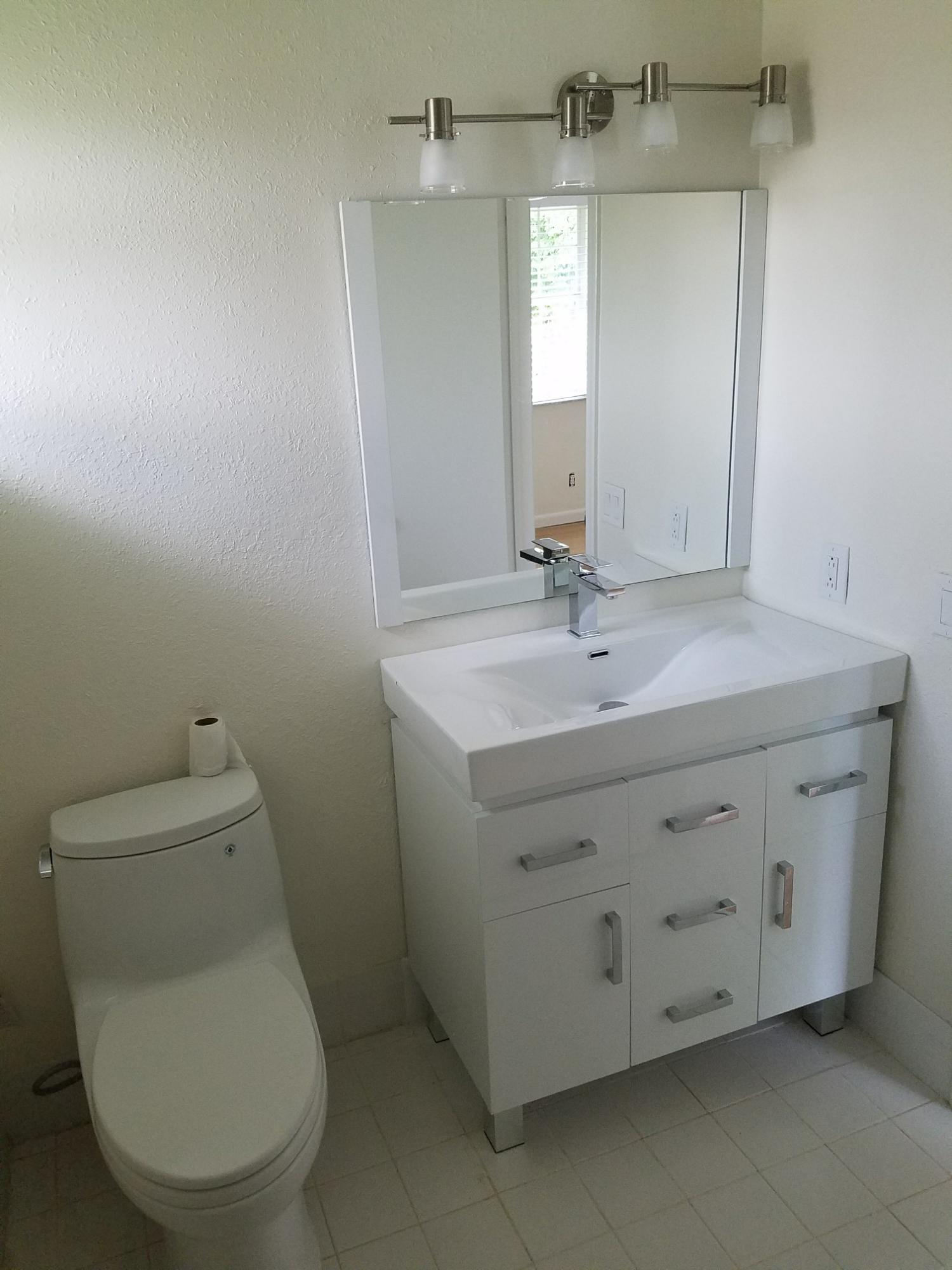 181 Northeast Wavecrest Way Boca Raton, FL 33432 - Photo 24 of 31 20170823_110752_resized