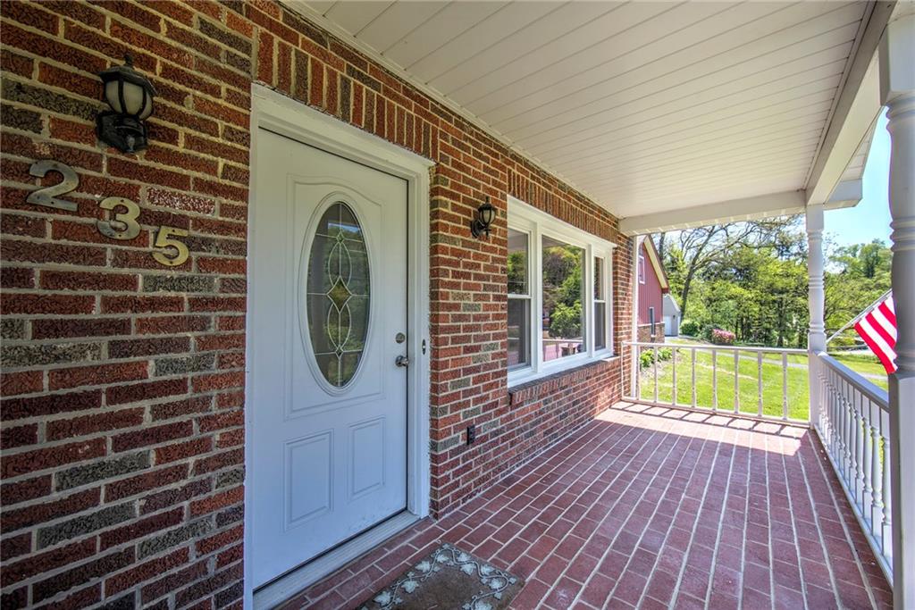 235 McFann Road Butler, PA 16002 - Photo 3 of 25