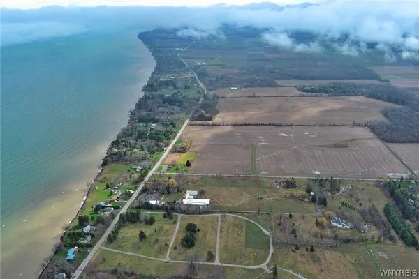 $142,900 | 4286 East Lake Road, Wilson, NY 14172