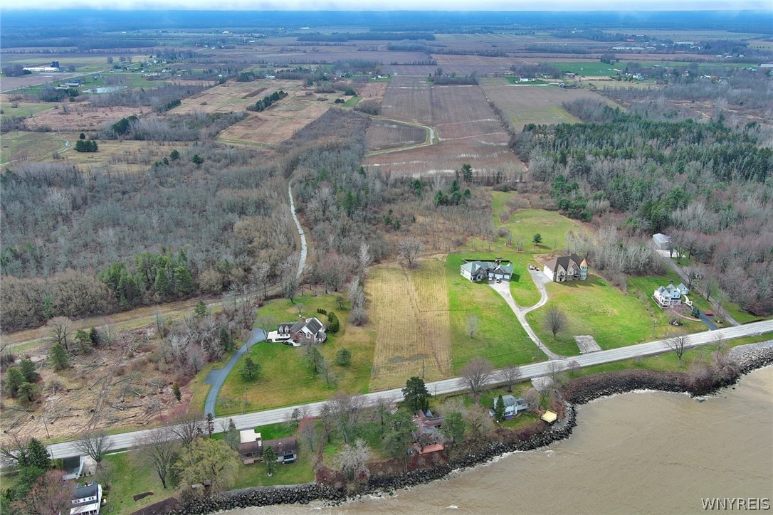 4286 East Lake Road Wilson, NY 14172 - Photo 7 of 9