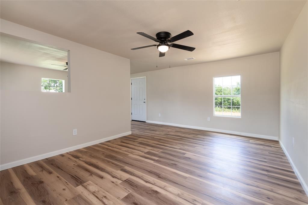3001 Old Anson Road Abilene, TX 79603 - Photo 5 of 16 Living room