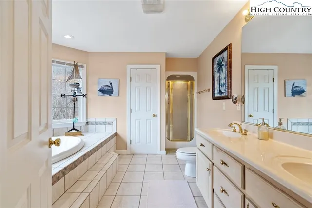 $849,000 | 4594 Grandin Road, Lenoir, NC 28645