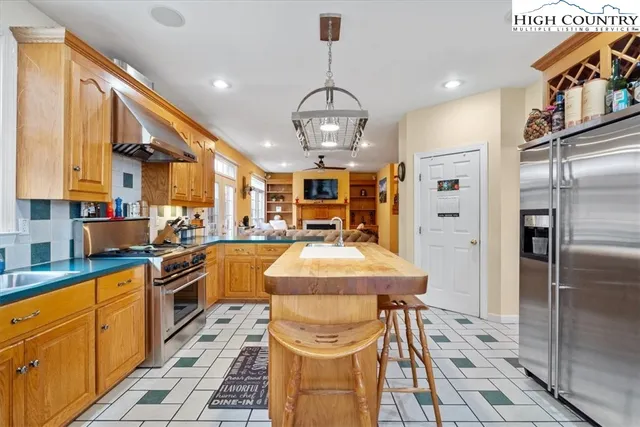 $849,000 | 4594 Grandin Road, Lenoir, NC 28645