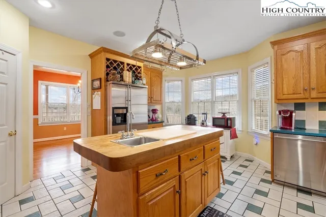 $849,000 | 4594 Grandin Road, Lenoir, NC 28645