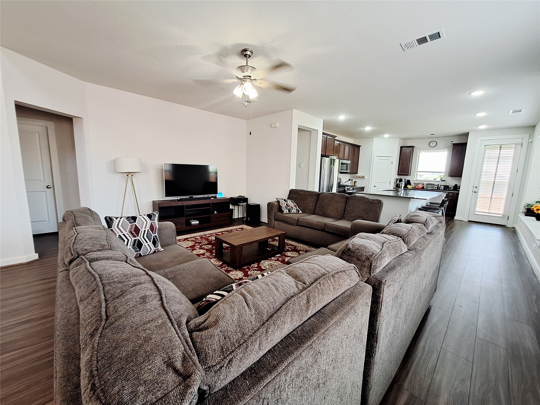 8000 Prairie Rye Drive Lago Vista, TX 78645 - Photo 11 of 40