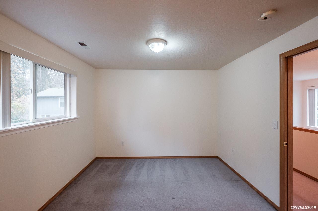 6542 Looney Lane Southwest Albany, OR 97321 - Photo 34 of 41