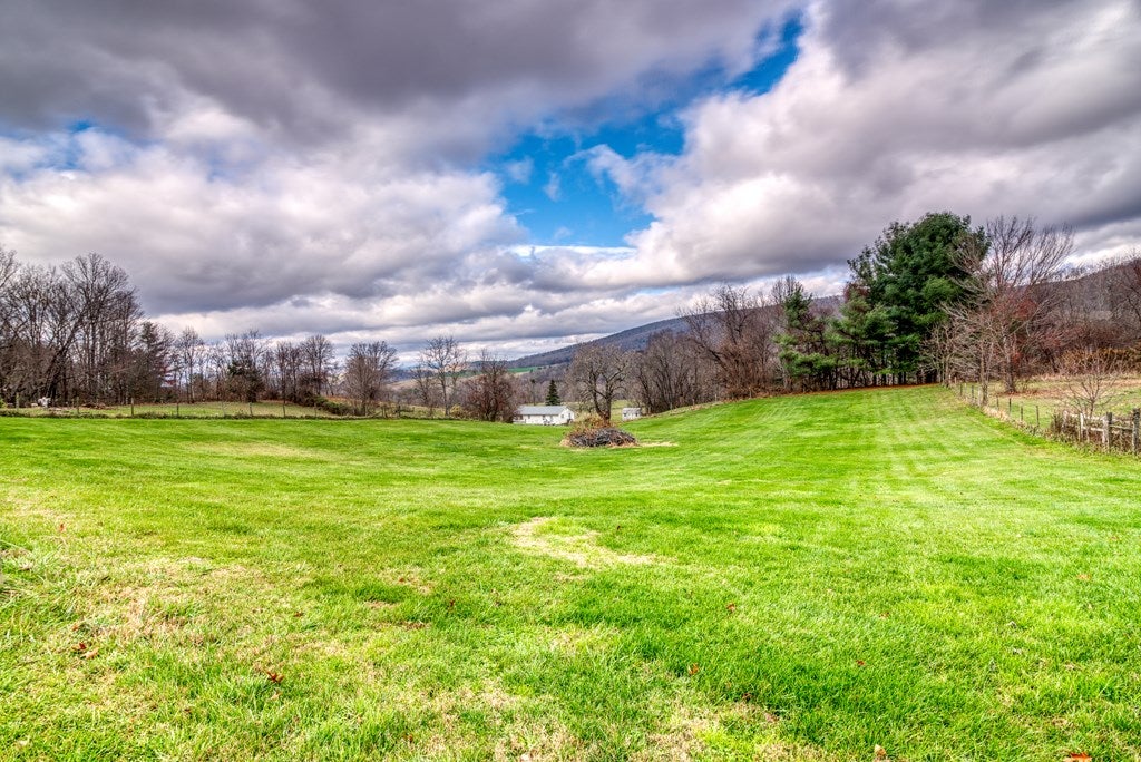 205 Spring Hollow Road Marion, VA 24354 - Photo 20 of 24 Gallery Image 20