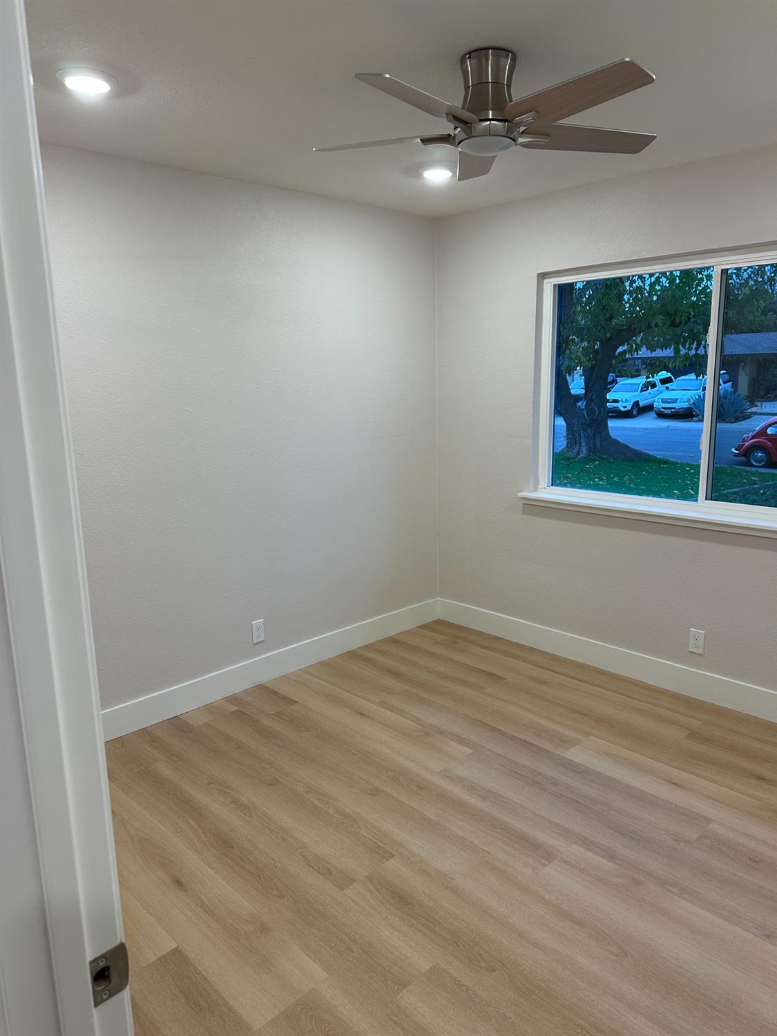 273 Riverside Drive Woodland, CA 95695 - Photo 25 of 33