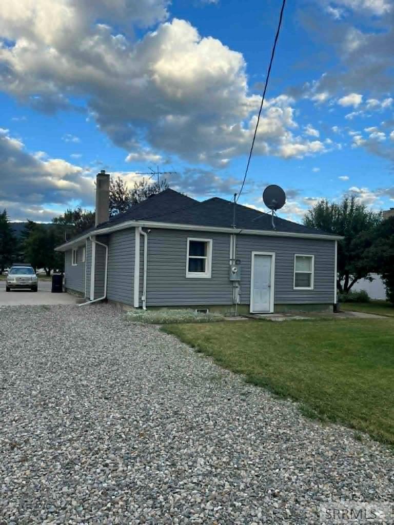 906 South Main Street Grace, ID 83241 - Photo 5 of 36