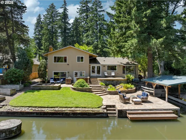 $2,148,000 | 17810 Sarah Hill Lane, Lake Oswego, OR 97035