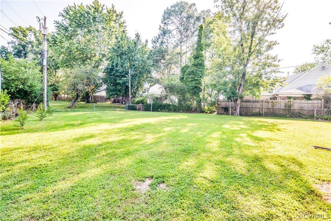 9203 Mapleway Road Henrico, VA 23229 - Photo 28 of 30 Gallery Image 28