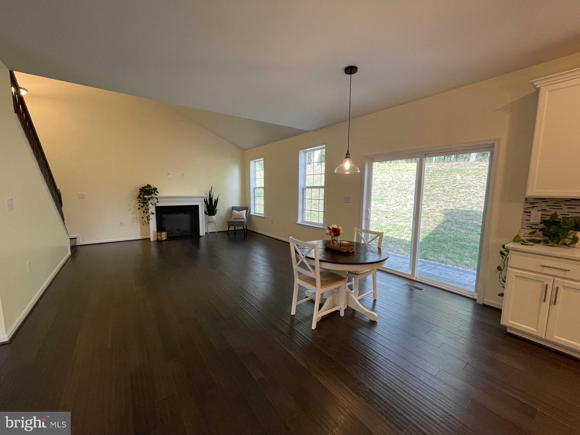 1035 Masters Drive Cross Junction, VA 22625 - Photo 14 of 35