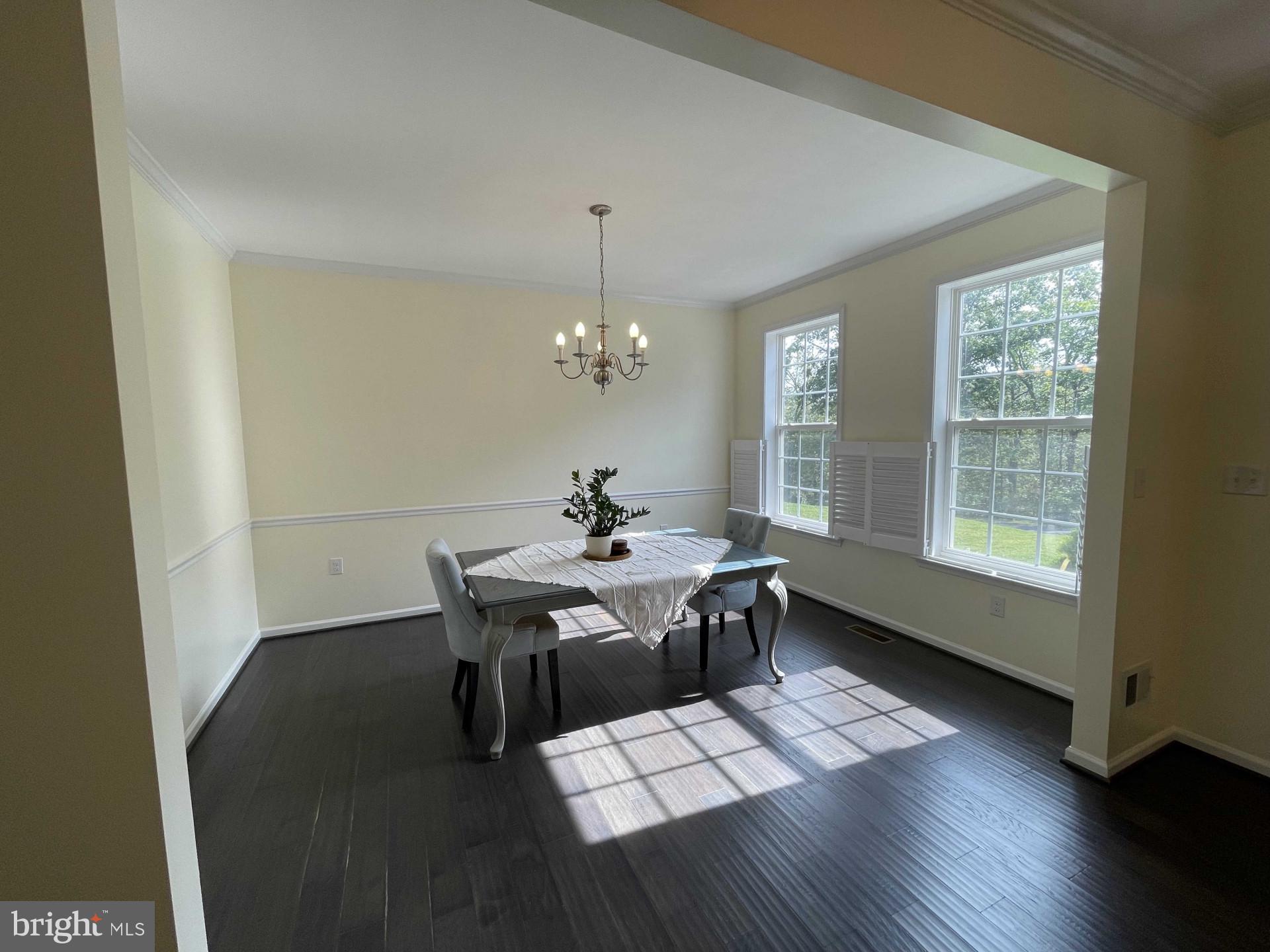 1035 Masters Drive Cross Junction, VA 22625 - Photo 9 of 35