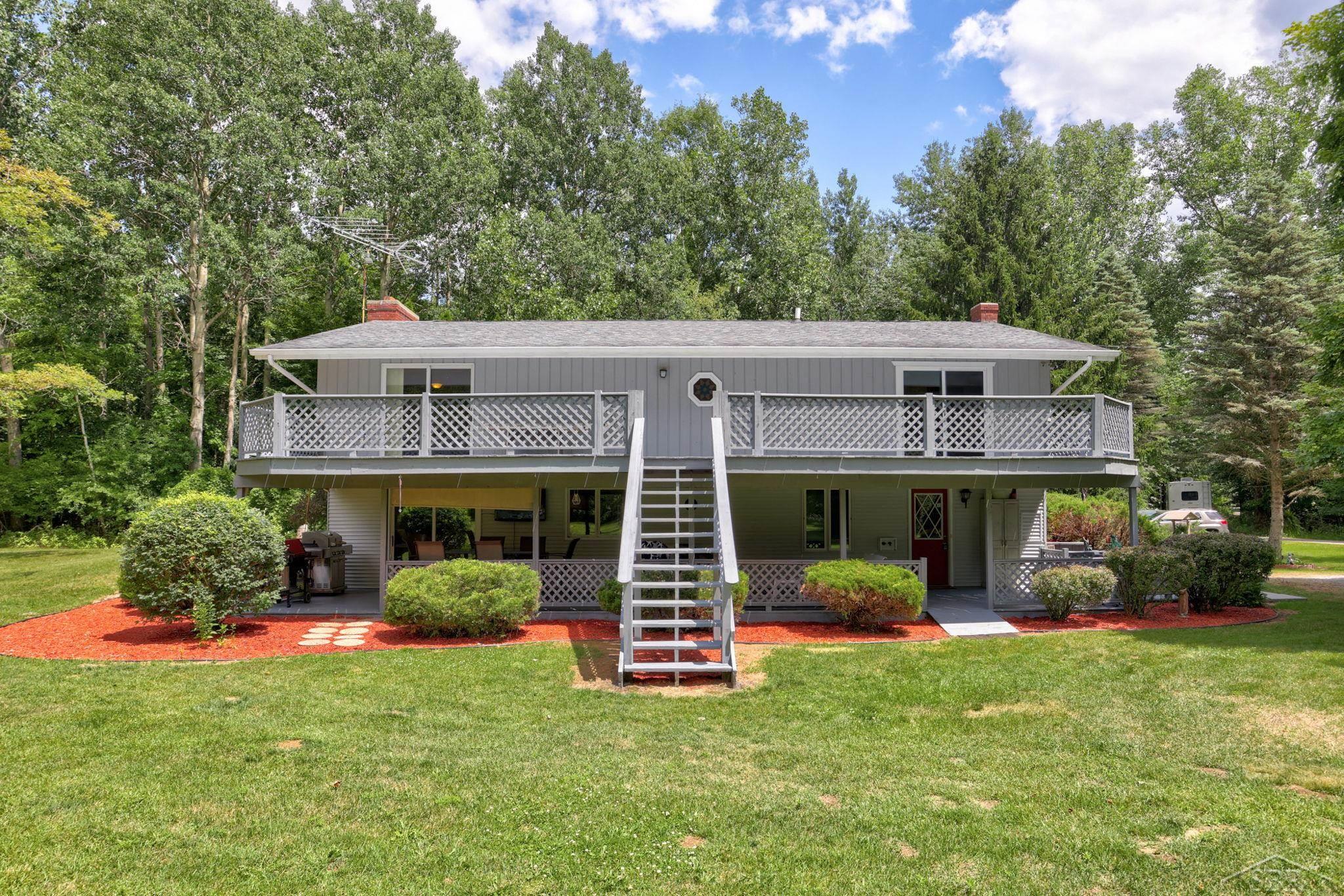 4485 North Steel Road Hemlock, MI 48626 - Photo 8 of 75 50114820-7.JPG