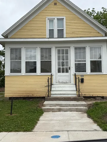 $189,000 | 826 Mckinley Street, Oshkosh, WI 54901