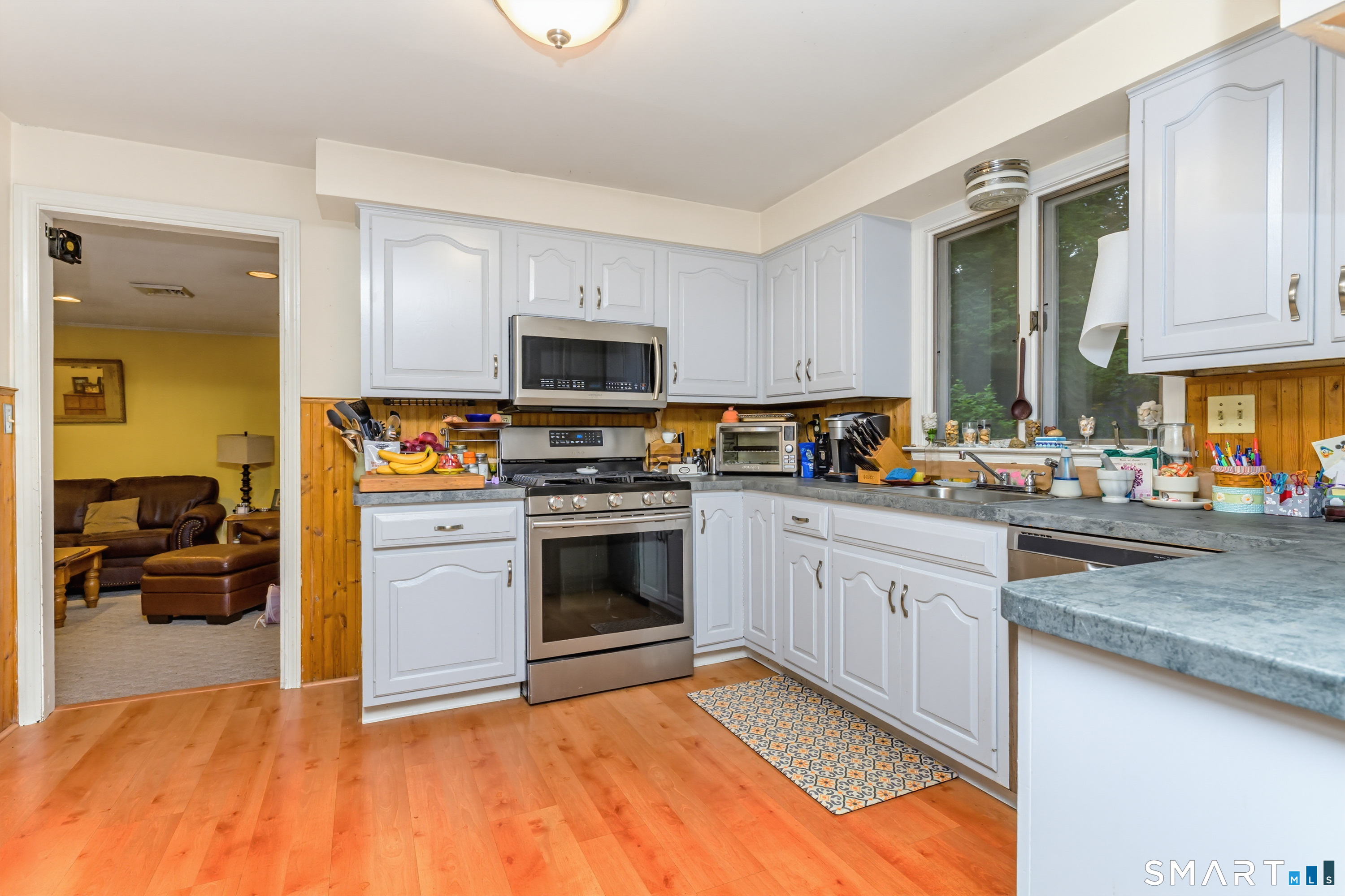 37 Country Ridge Drive Monroe, CT 06468 - Photo 12 of 26