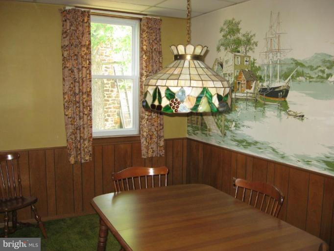 1703 Grandview Road Pasadena, MD 21122 - Photo 18 of 25 Dining Room