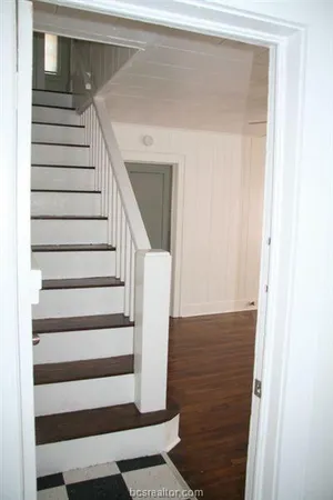 $1,000 | 814 Banks Street, Unit A, Bryan, TX 77803