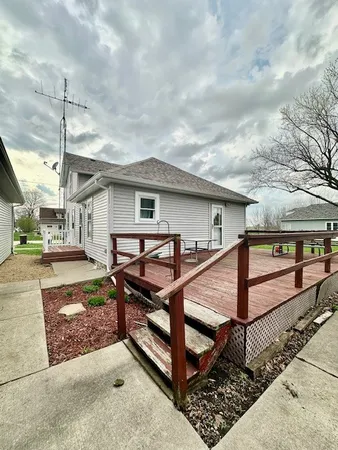 $169,900 | 756 2nd Street, West Brooklyn, IL 61378