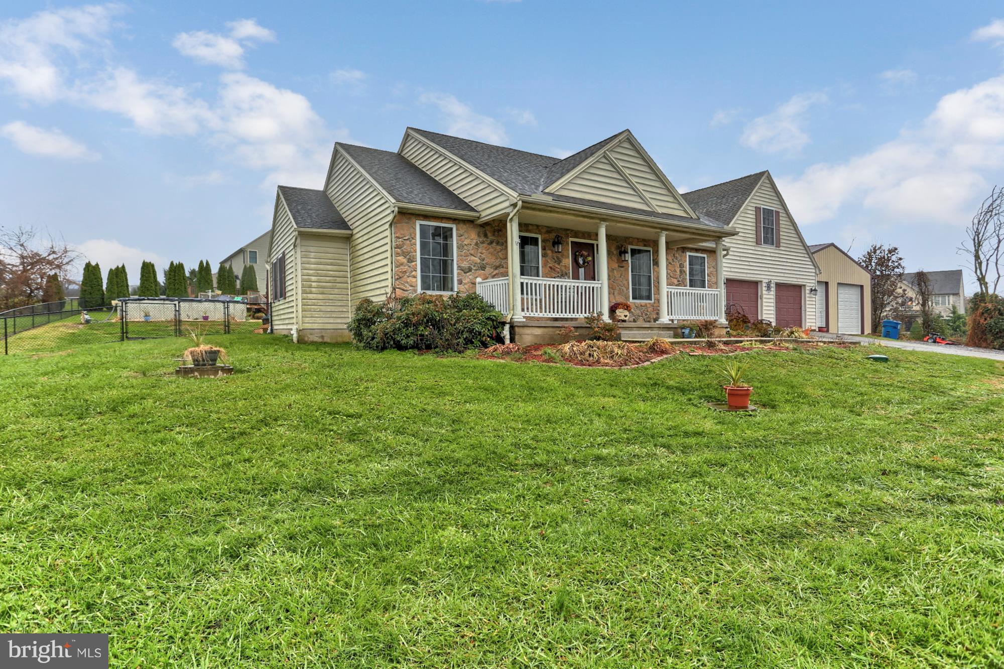 1095 Kendale Road Red Lion, PA 17356 - Photo 5 of 59 Gallery Image 5