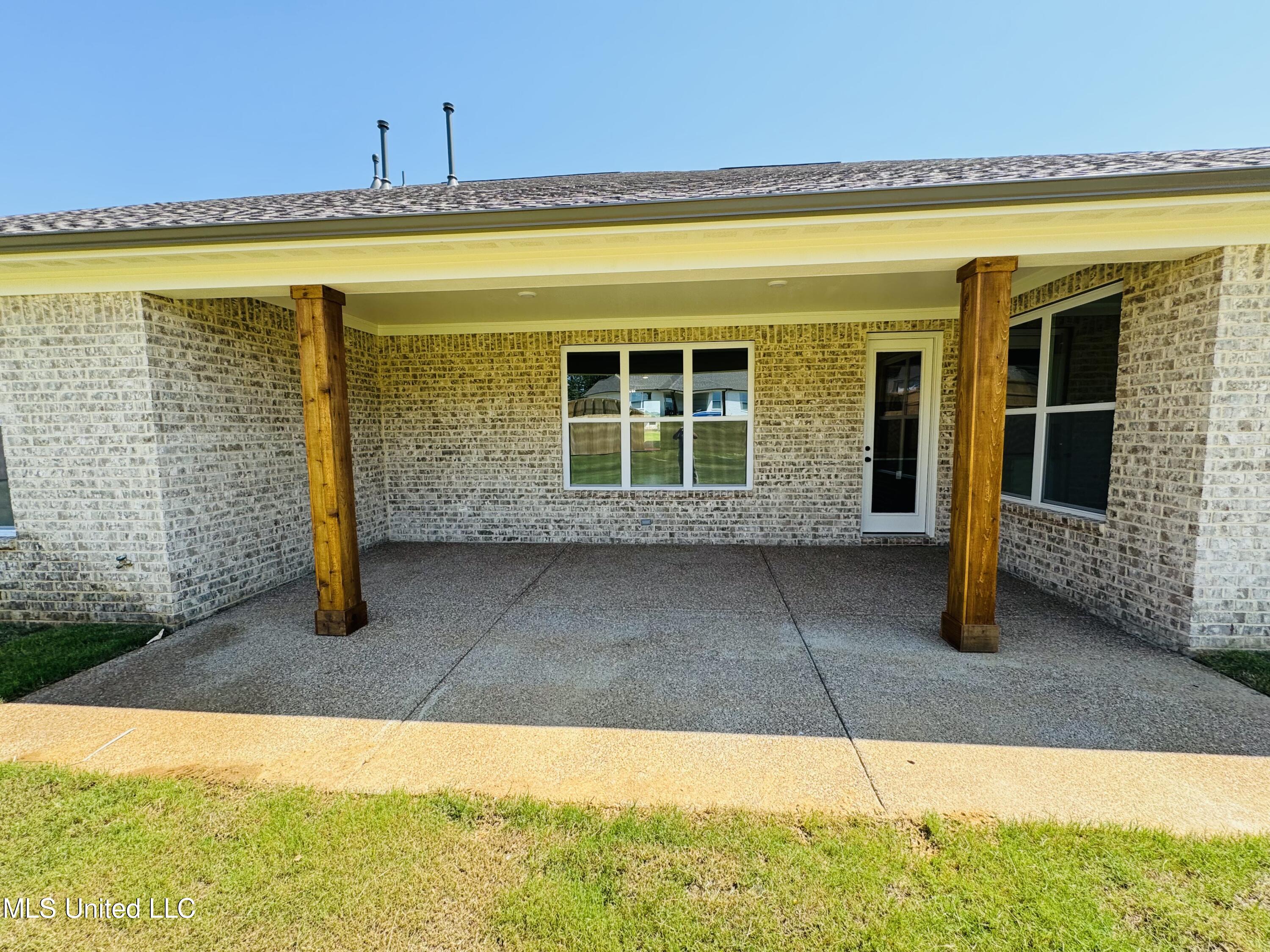 9524 Silo Pk Road Olive Branch, MS 38654 - Photo 5 of 30 IMG_8484