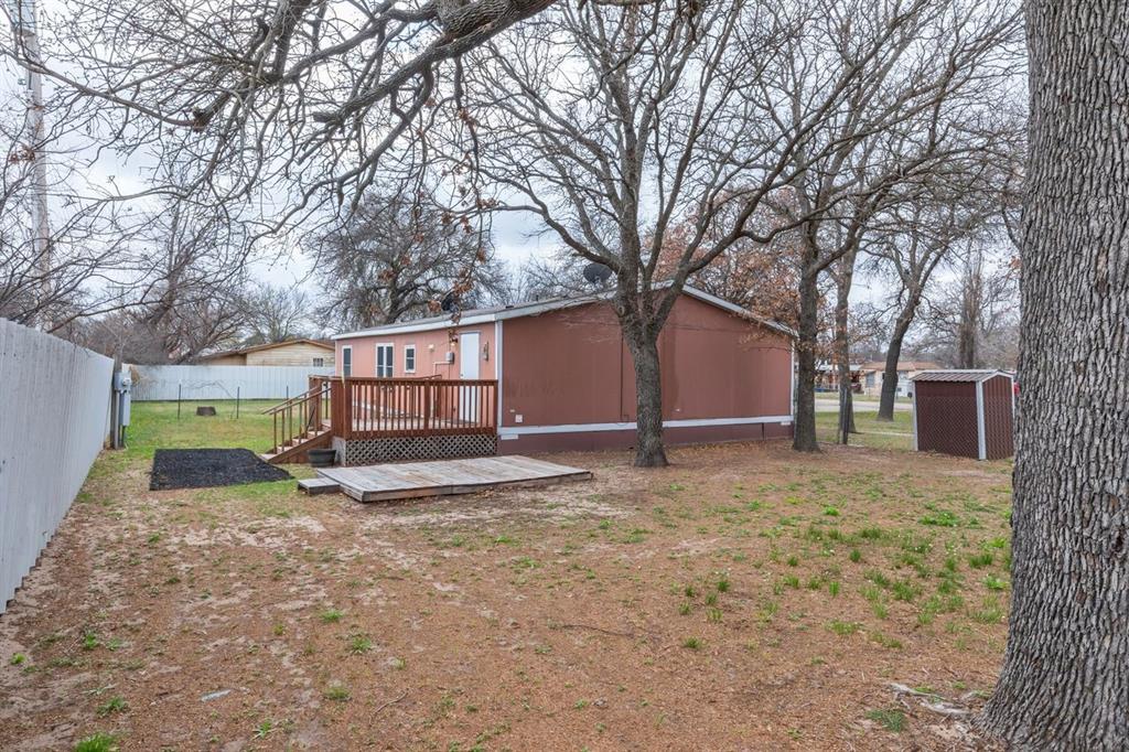 717 Marlin Street Clyde, TX 79510 - Photo 8 of 37 a backyard of a house